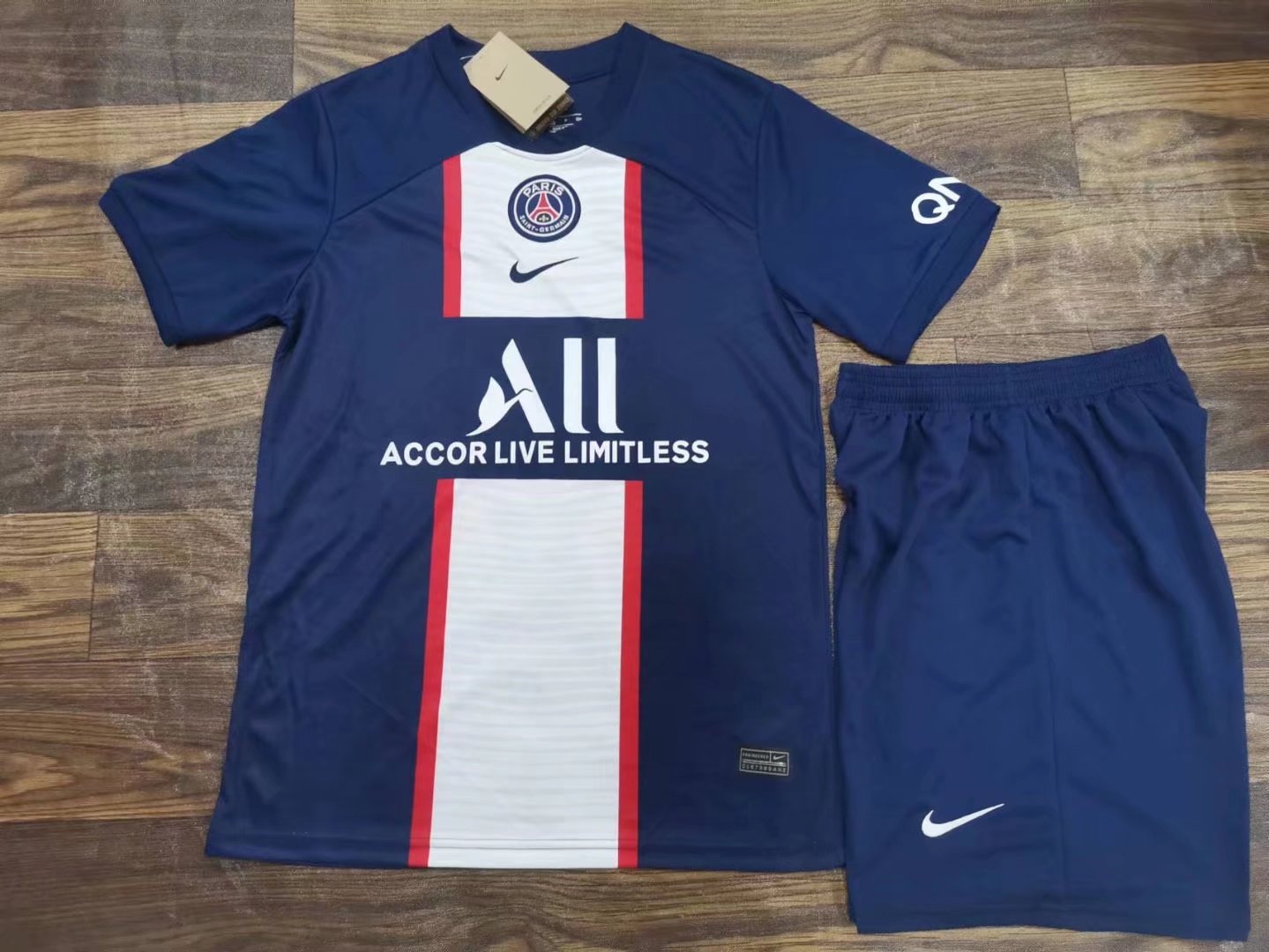 PSG Home Kit | https://futbolx.net